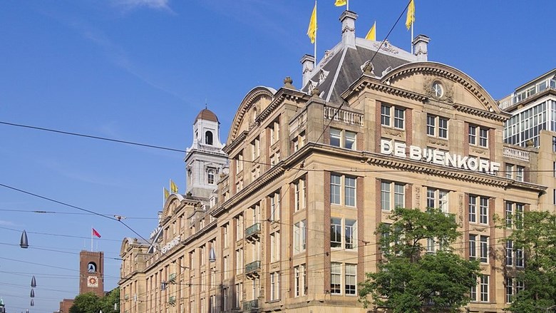 FNV voert actie bij Bijenkorf