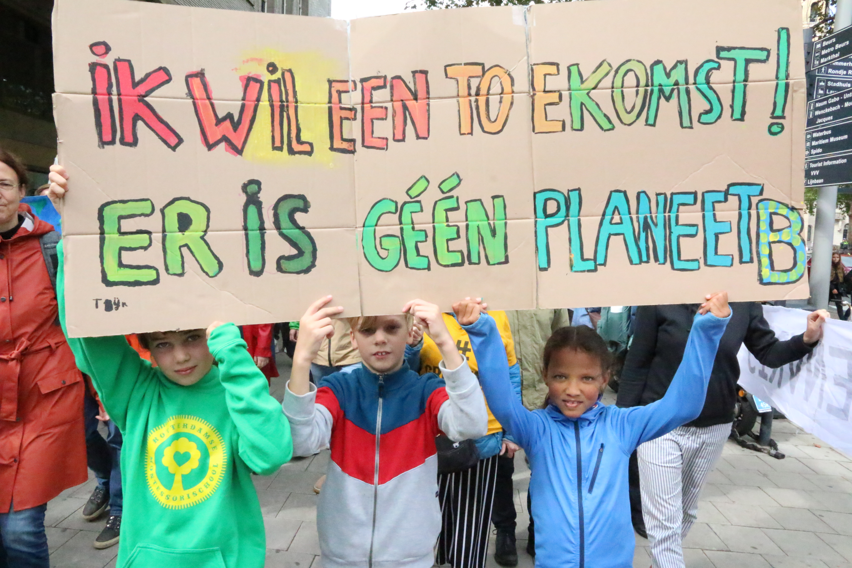 Dutch children demonstrate against climate change