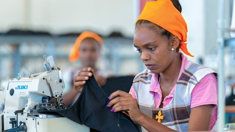 Growing number of Ethiopian garment workers infected by COVID-19 - FNV