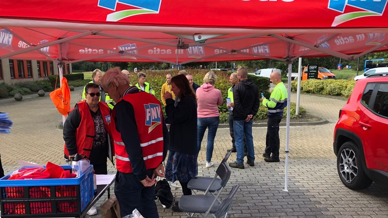 FNV trekt langs de SW-bedrijven met uitleg over de nieuwe cao’s