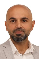 portret Özcan Colak