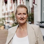 portret Danielle Wiek