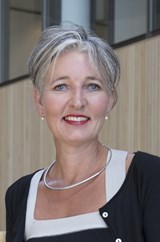 portret Andrée Ruiters