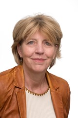 portret Lili Brouwer