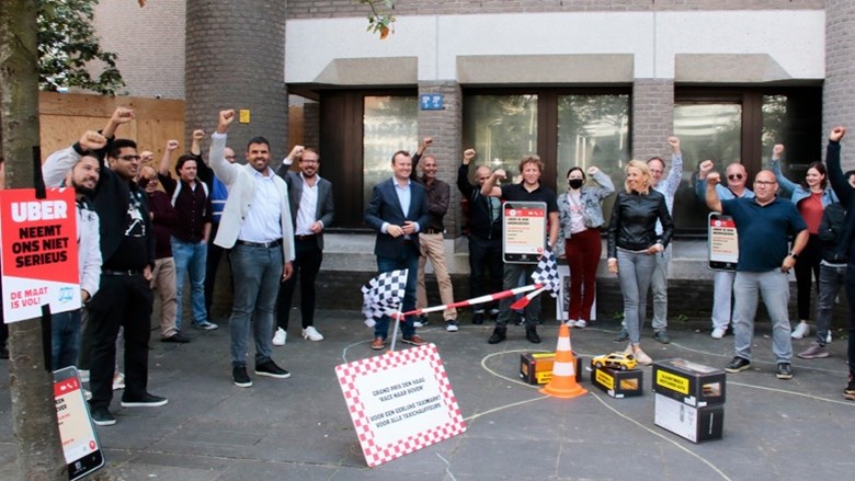 Uber negeert uitspraak rechter om cao-loon te betalen