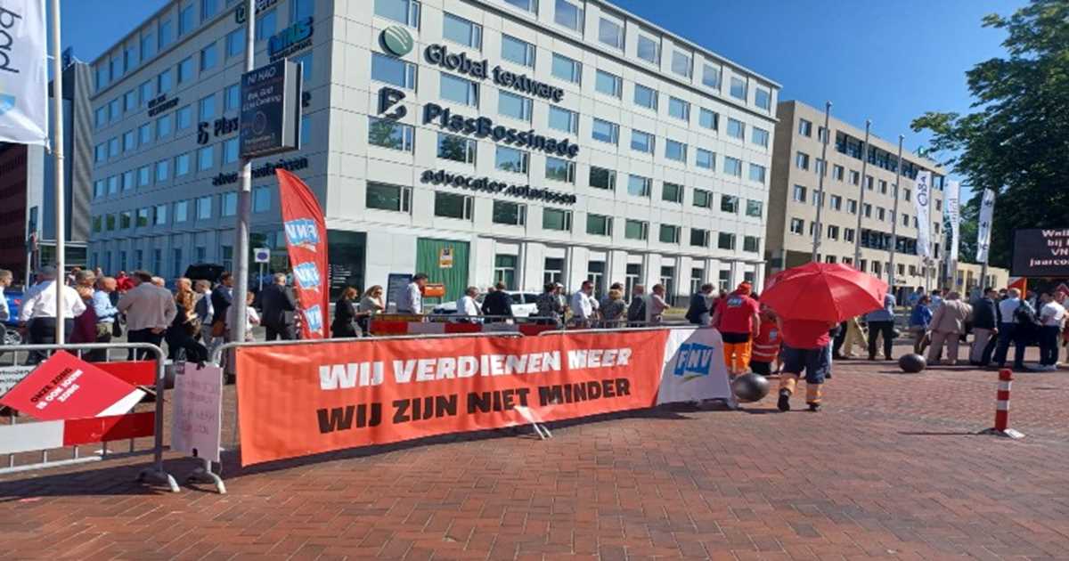 Succesvolle actie FNV tijdens VNGcongres FNV Succesvolle actie FNV tijdens VNGcongres FNV