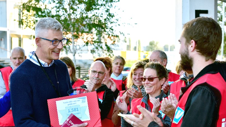 IKEA-medewerkers bieden petitie aan voor een goede cao