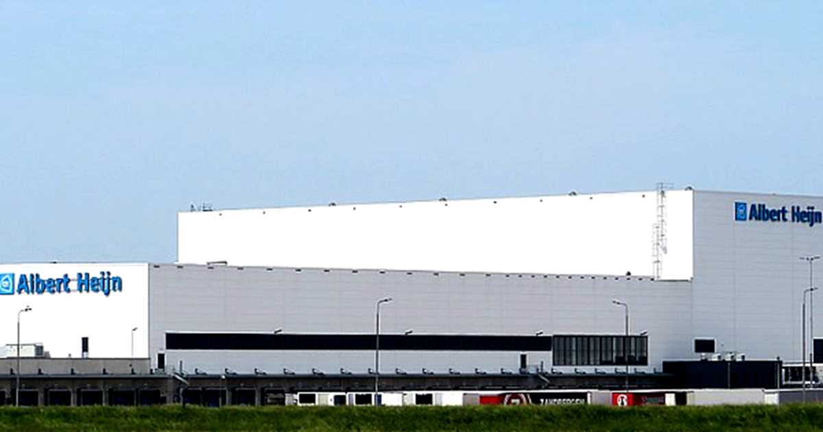 Honderden werknemers distributiecentra Albert Heijn eisen in petitie automatische inflatiecorrectie