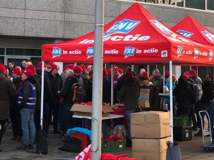 FNV: Voor het eerst staking bij equensWorldline - FNV